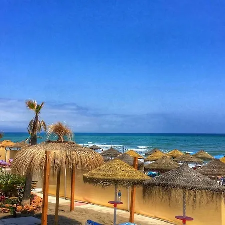 Moderno Piso En La Carihuela A Un Paso De La Playa * 托雷莫利诺斯